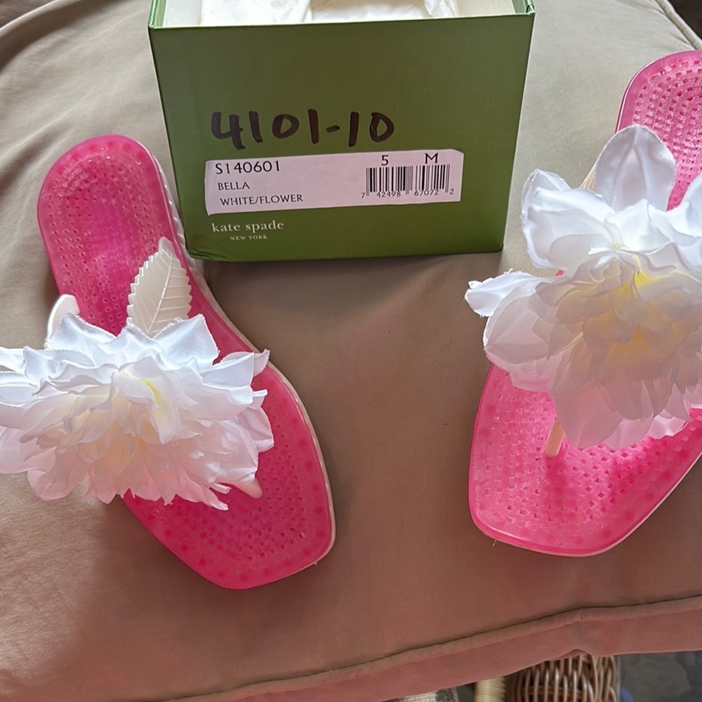 Kate Spade Pink Sandals with White BELLA Flower FLIP FLOP